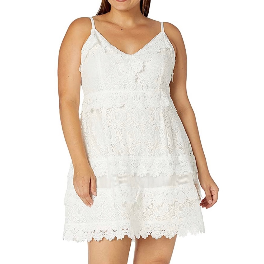 City Chic Nouveau Dress White Size M/18